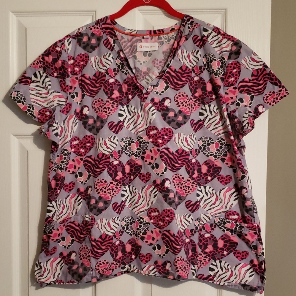 Scrub top